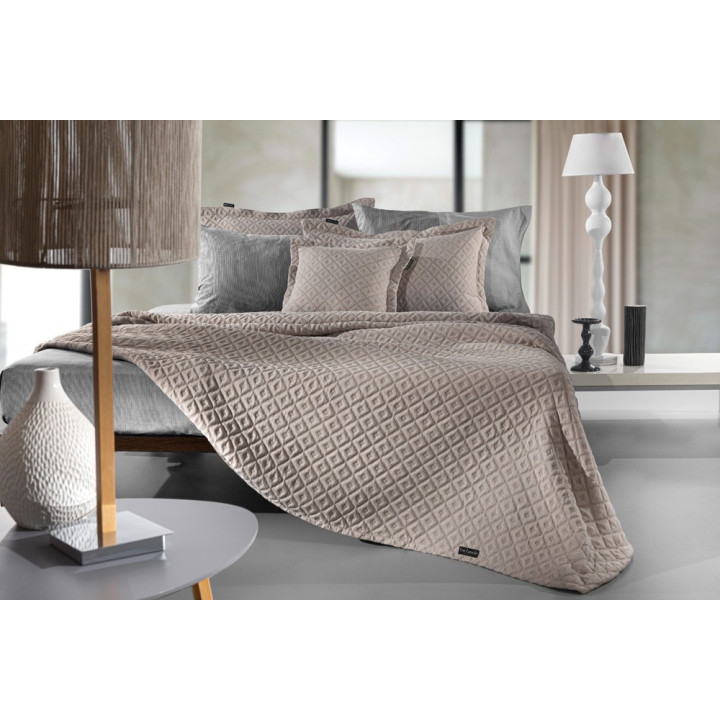 Guy Laroche Κουβέρτα - Κάλυμμα κρεβατιού CUBIC WENGE 245x260