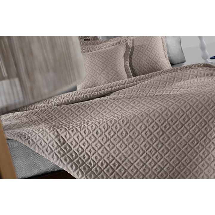 Guy Laroche Κουβέρτα - Κάλυμμα κρεβατιού CUBIC WENGE 245x260