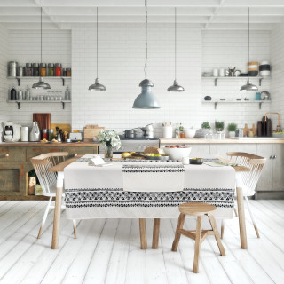 0596 ΤΡΑΠΕΖΟΜΑΝΤΗΛΟ 140Χ180