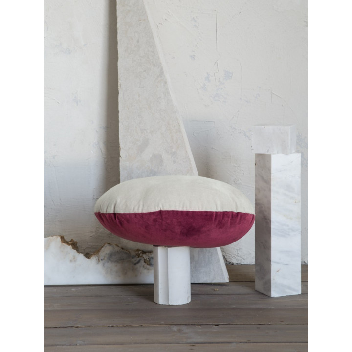 Διακοσμητικό Μαξιλάρι Φ.45 - Velvety Red/Light Gray