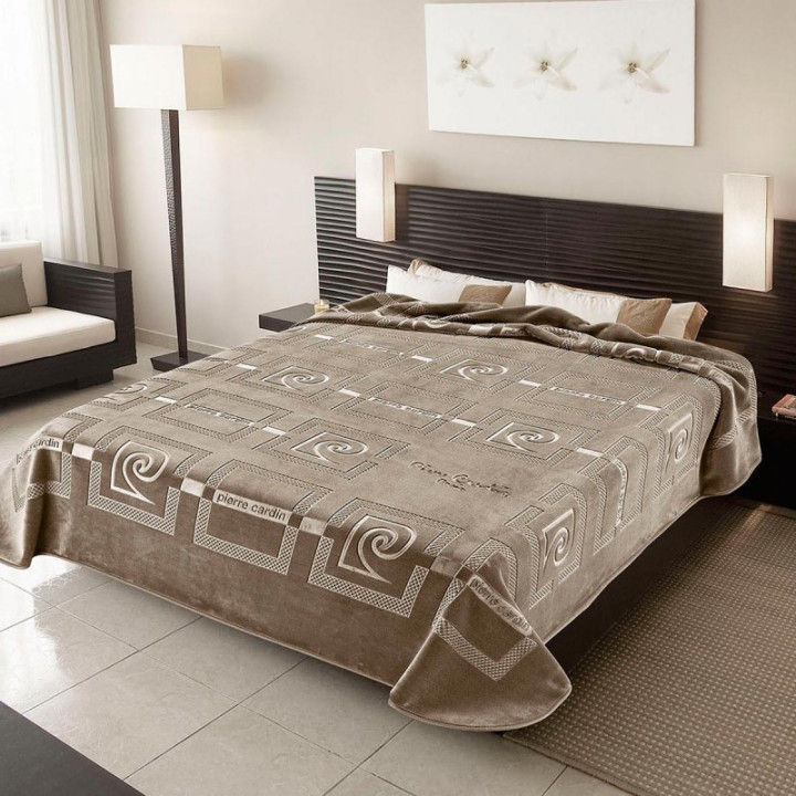 Κουβέρτα Βελουτέ Pierre Cardin 657 Υπέρδιπλη 220x240 Καφέ